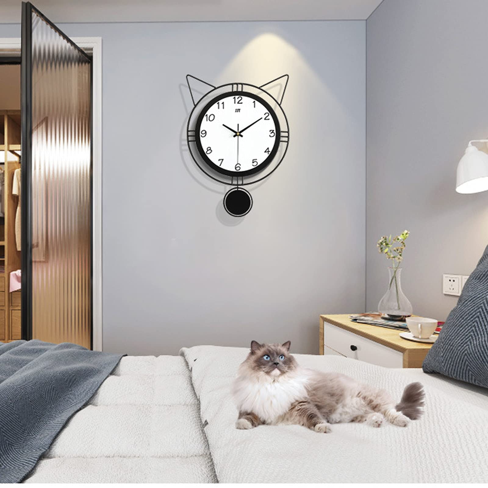 【期間限定値下げ】【静音タイプ】名入れ　しっぽ 振り子　フレブル　薄茶　掛け時計 期間限定値下げ】【静音タイプ】名入れ しっぽ 振り子 フレブル